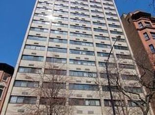 30 East Division, Chicago, IL 60610