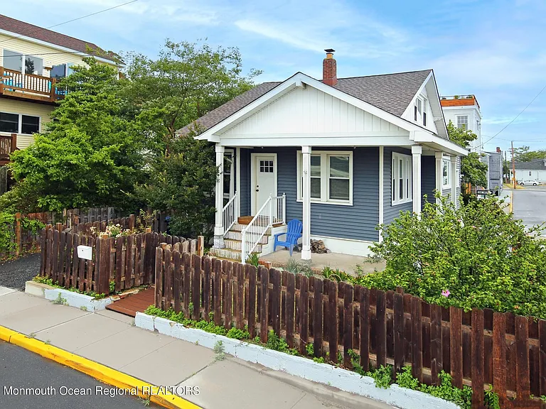 16 Cornwall St — Photo 6
