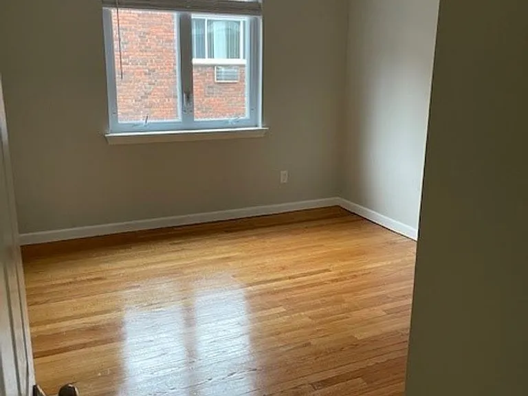 115 S Main St — Photo 11