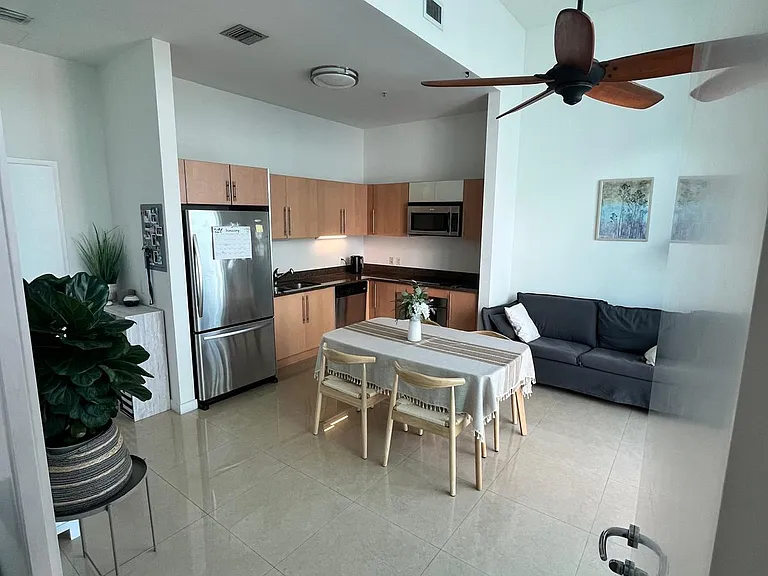 300 S Biscayne Blvd #4003 — Photo 4