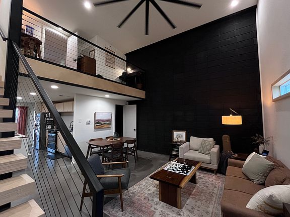 2nd image of 410 Avenue T