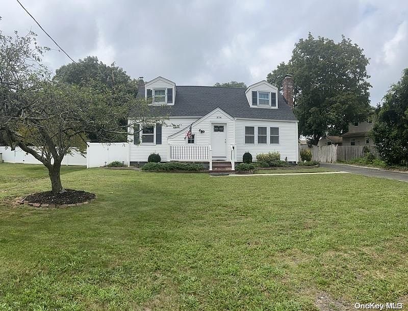 1st image of 374 Washington Avenue