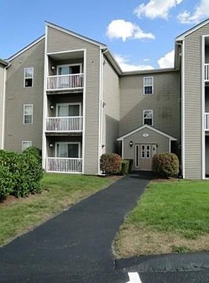 1st image of 4 Marc Dr APT 4C10