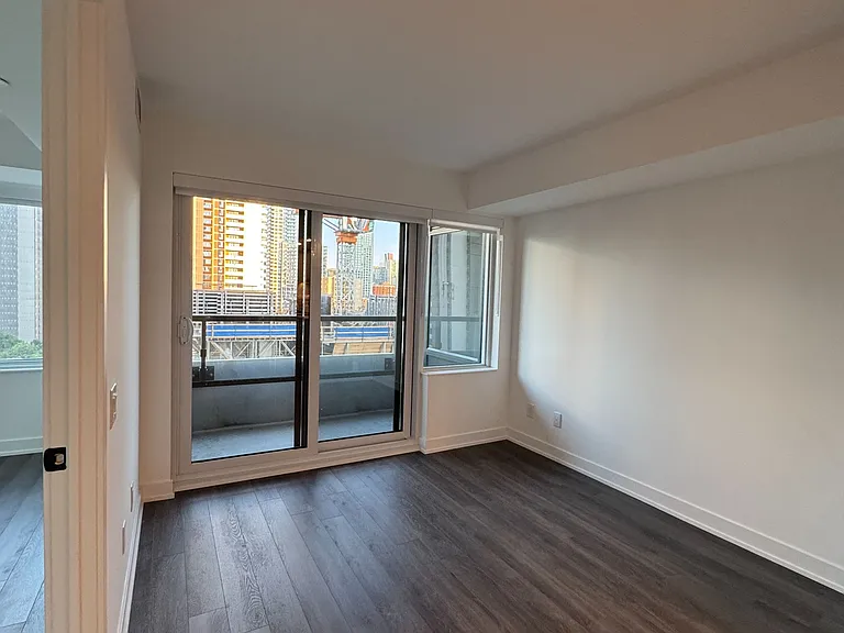 609 Sherbourne St #1001 — Photo 7