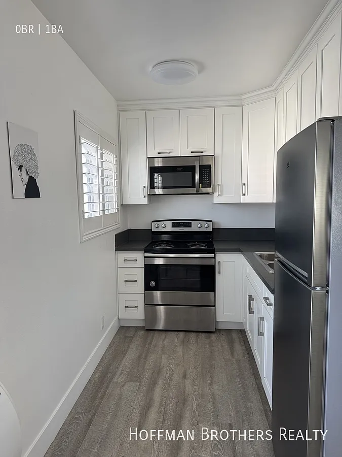 30 Horizon Ave Venice CA 90291 — Photo 2