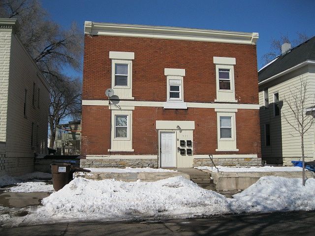 1st image of 511 Minnehaha Ave E APT 2