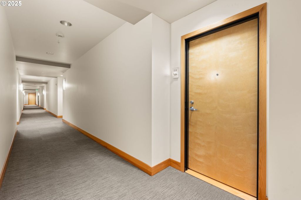 1130 NW 12th Ave APT 214, Portland, OR - View 6