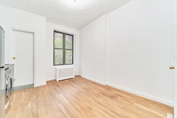 Rented by Living New York | media 11