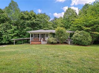 871 Cherokee Dr, Tallapoosa, GA