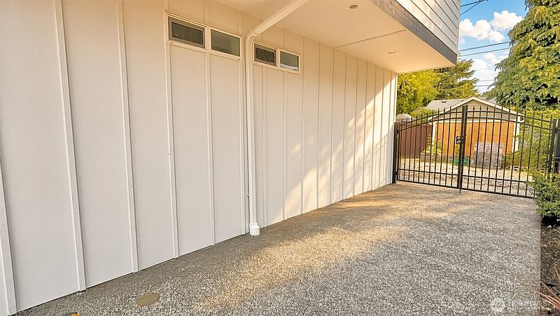 3rd image of 708 N 102nd Street #2