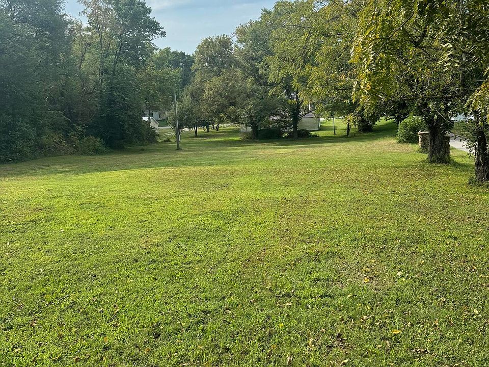 1st image of 170 & 176 Long Ave