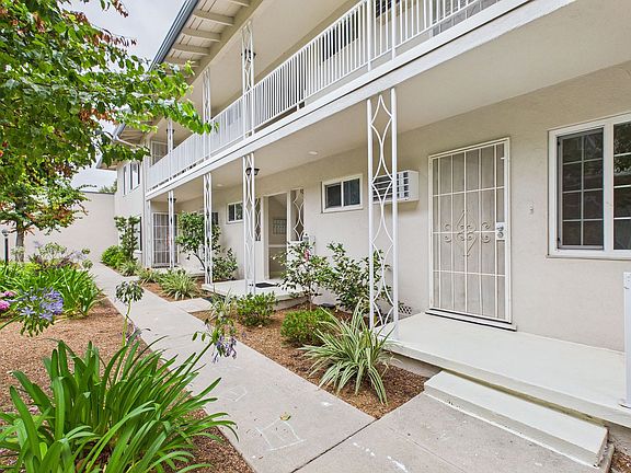 4th image of 941-945 W Huntington Dr #941B