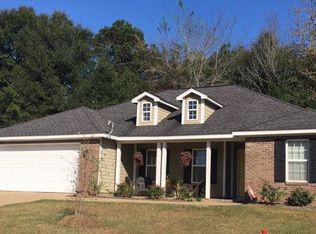 104 Wild Turkey Ct, Bainbridge, GA 39819