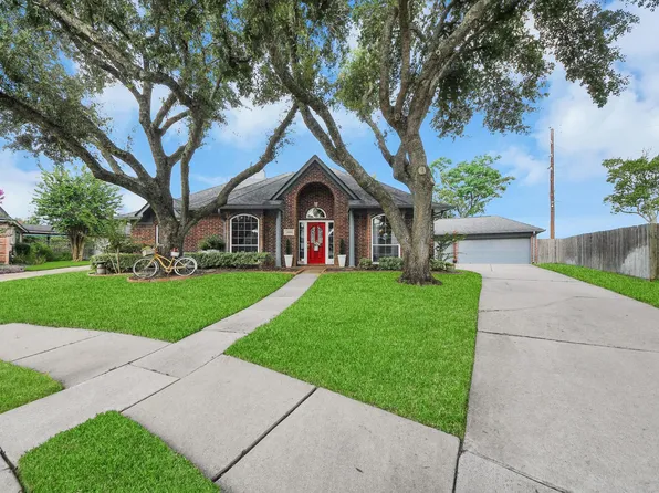 2003 Spreading Oak Ln, Richmond, TX 77406