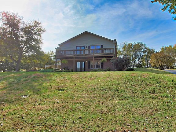2nd image of 107 Kristen Ct