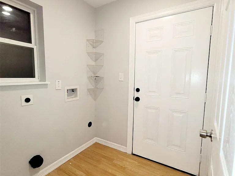 7608 E Magnolia St #B — Photo 15