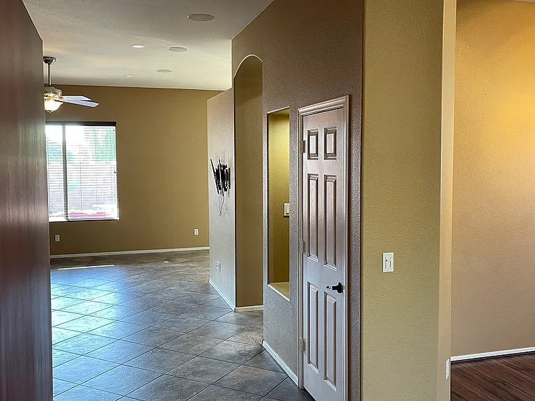 871 W Cherrywood Dr — Photo 15