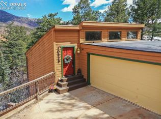 10929 Iona Trl, Green Mountain Falls, CO 80819