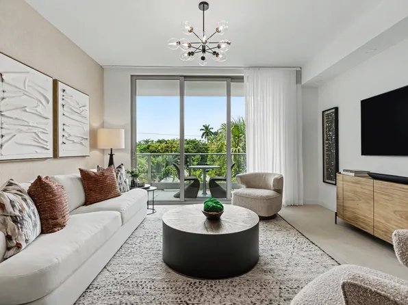 Residence 220 Plan, 2200 Brickell