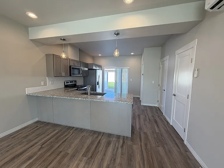 6001 Barge St #105 — Photo 3