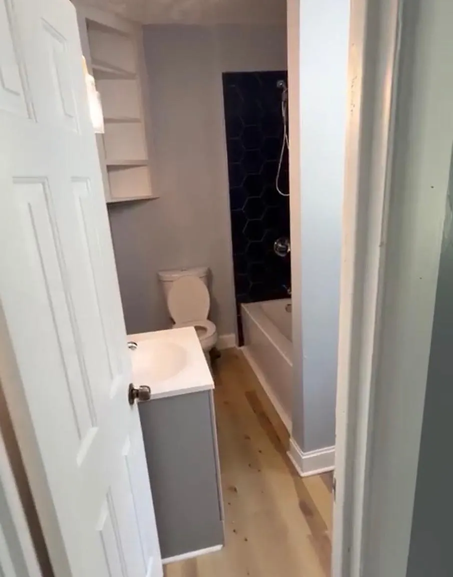3 bed, $2,000 — Photo 3