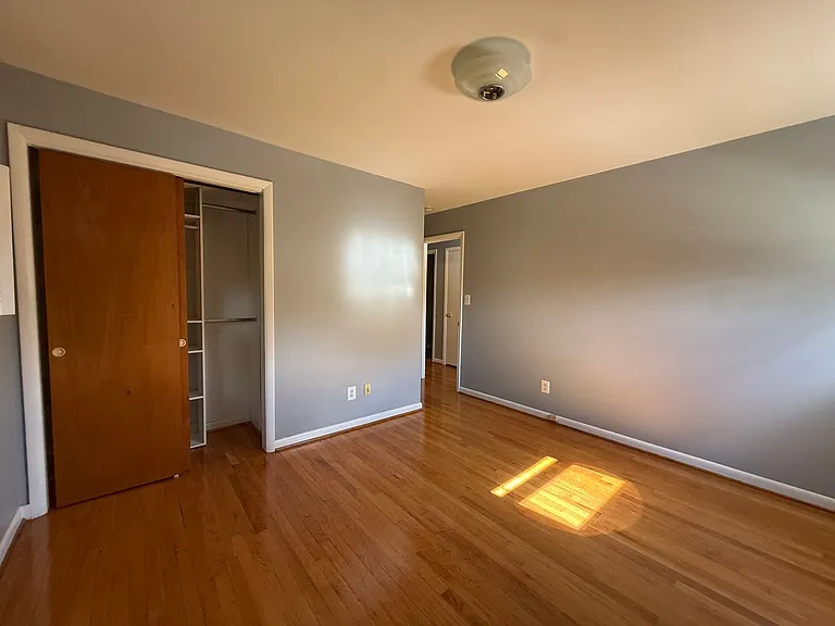 207 Dawson Dr — Photo 11