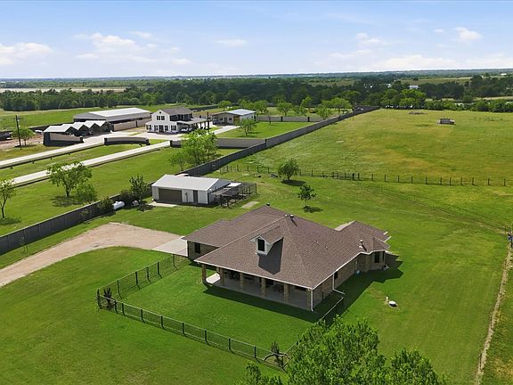3rd image of 9909 County Road 309