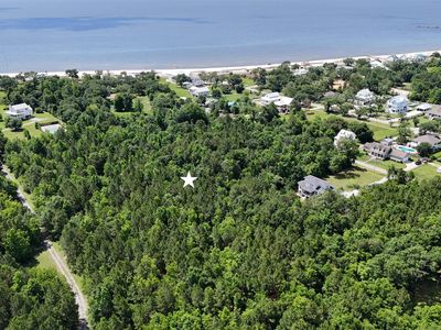 Hoffman Ln, Waveland, MS, 39576