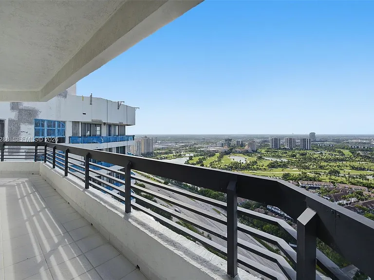 3500 Mystic Pointe Dr #Penthouse 5 — Photo 19