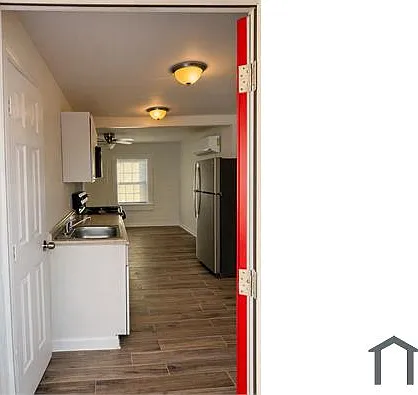 625 Jett St NW #3