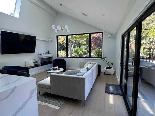 (undisclosed Address), Mill Valley, CA 94941