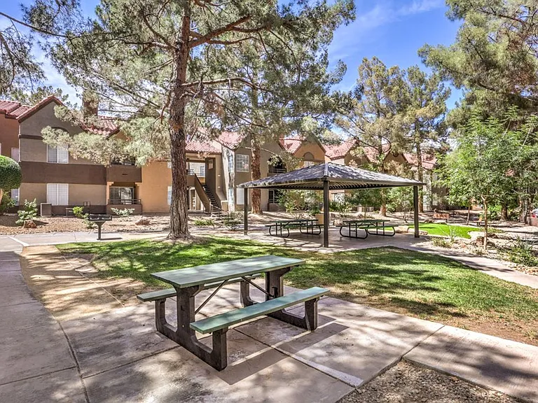 2200 Soutrh Fort Apache Rd — Photo 2