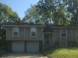 8011 E 104th Ter, Kansas City, MO 64134