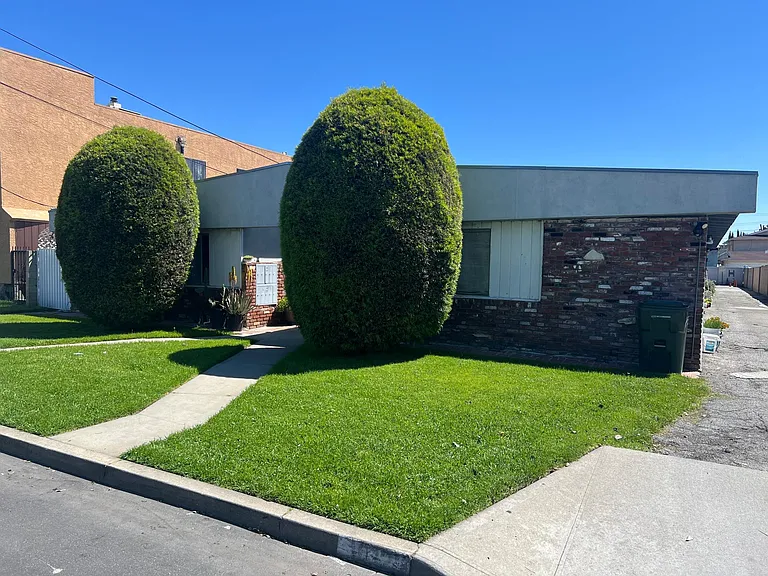 1612 S Gladys Ave #H — Photo 1