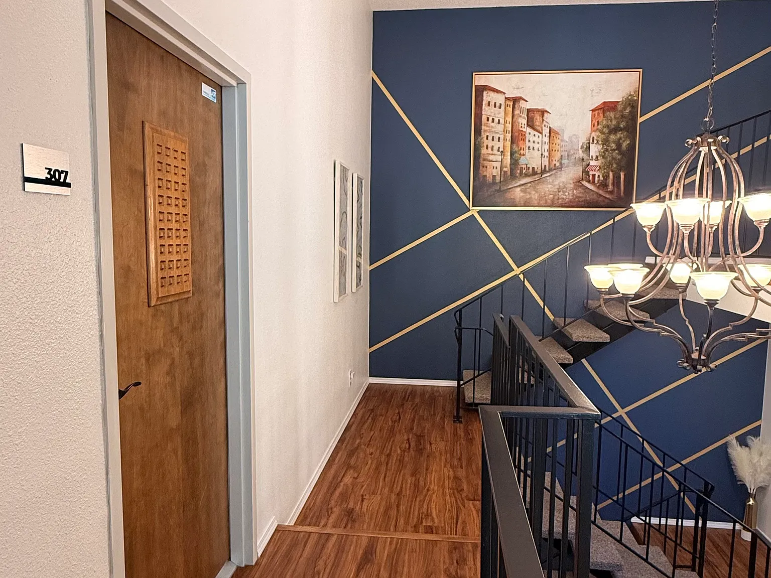 3 bed, 1400 sqft, $2,595 — Photo 2