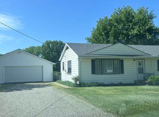 1829 NW 39th St, Topeka, KS 66618