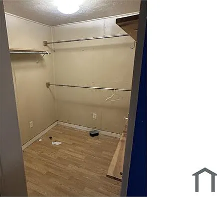 3517 Delano St — Photo 13