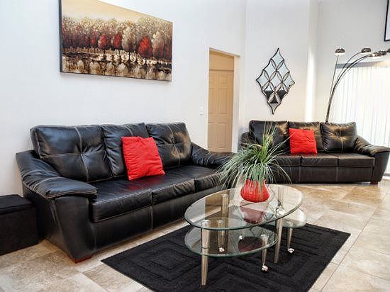 CC5P1007CCC-living-area