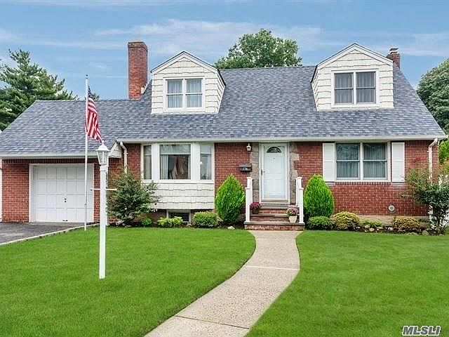 1st image of 174 East Ave