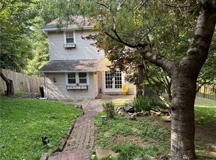 946 Mathews Ave, Charleston, WV 25302