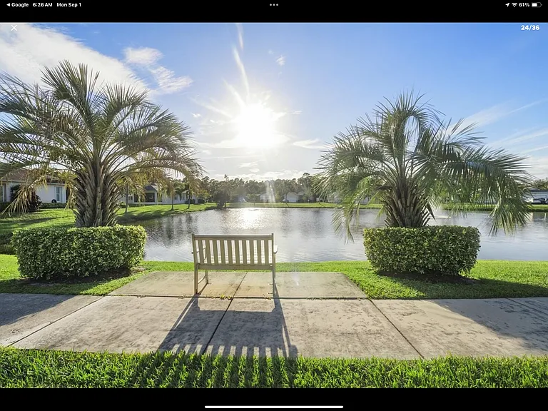 253 SW Coconut Key Way — Photo 6
