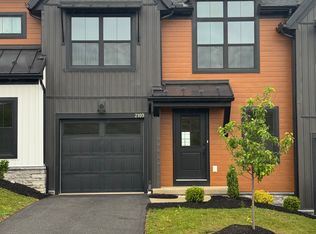 2109 S Autumn Chase Dr, Mechanicsburg, PA 17055