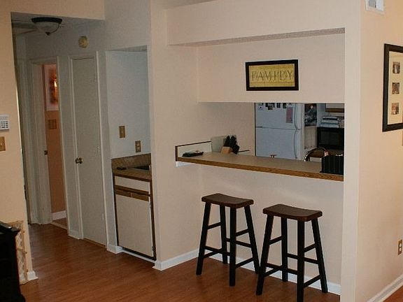 2nd image of 3507 Markham Ct