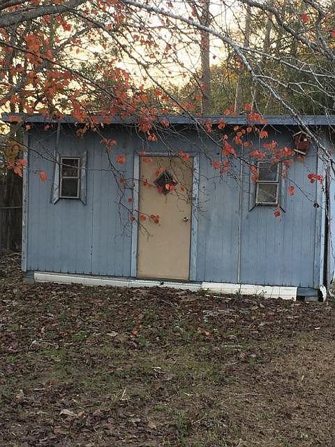 2nd image of 5407 Fortune St