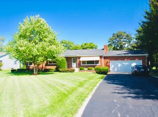 1507 N Wilke Rd, Arlington Heights, IL 60004