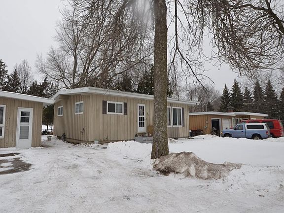 2nd image of 2880 Vermillion St