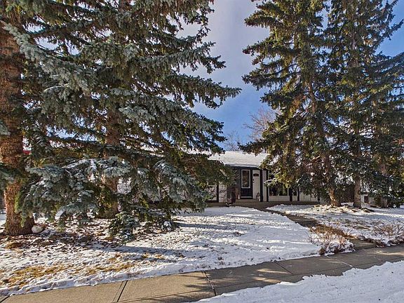 3rd image of 335 N Huntridge Rd NE