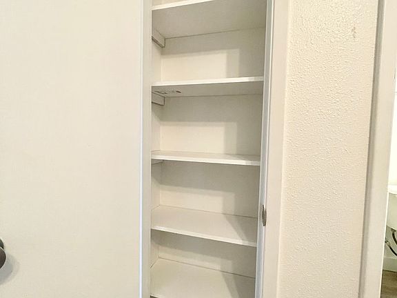 5th image of 5000 22nd Ave NE APT 103