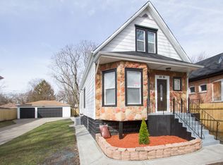 11936 S Perry Ave, Chicago, IL 60628