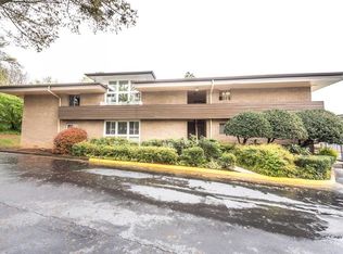 346 Carpenter Dr, Sandy Springs, GA 30328